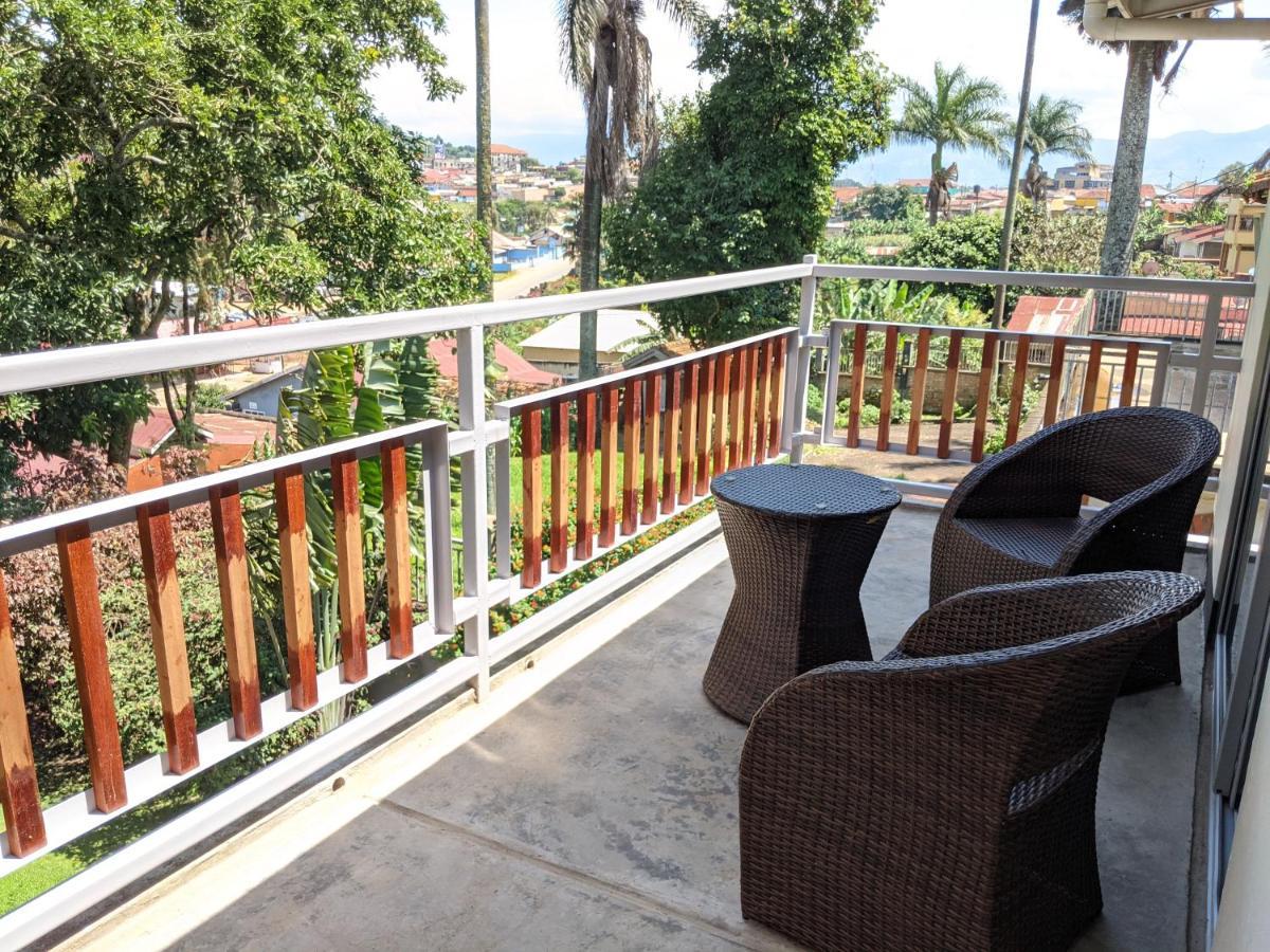 Fort Portal Dutchess Hotel And Restaurant מראה חיצוני תמונה