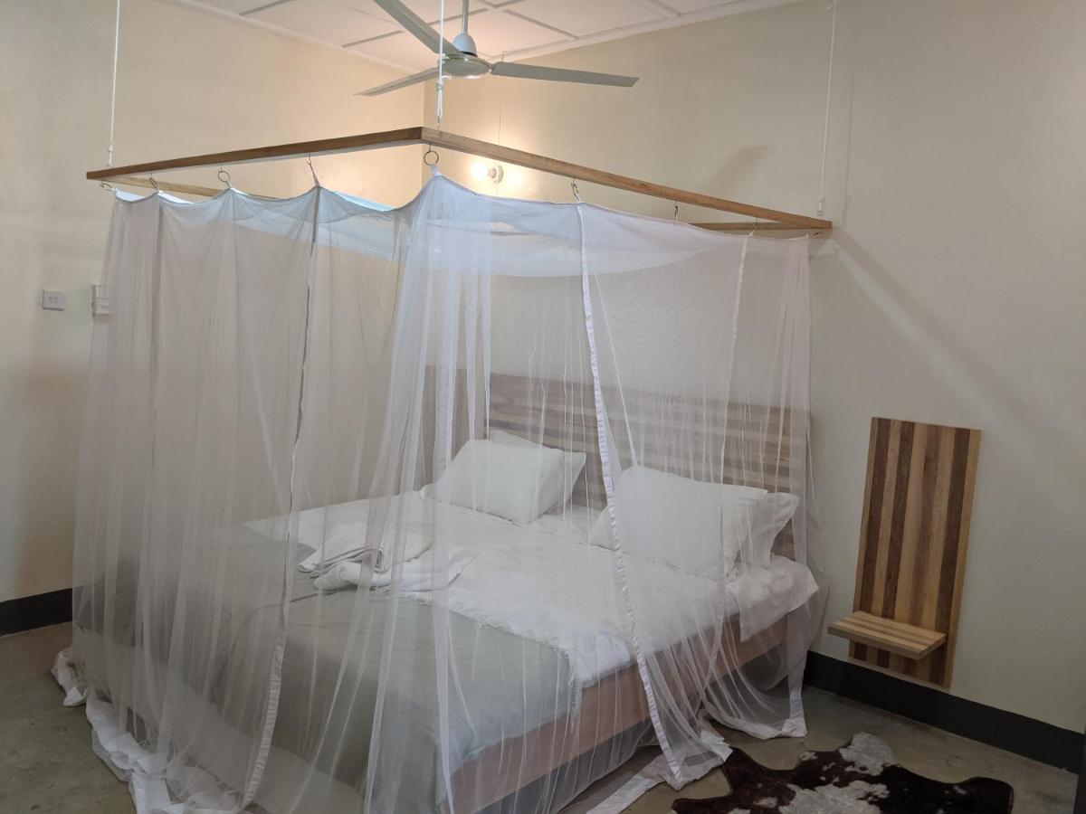 Fort Portal Dutchess Hotel And Restaurant מראה חיצוני תמונה