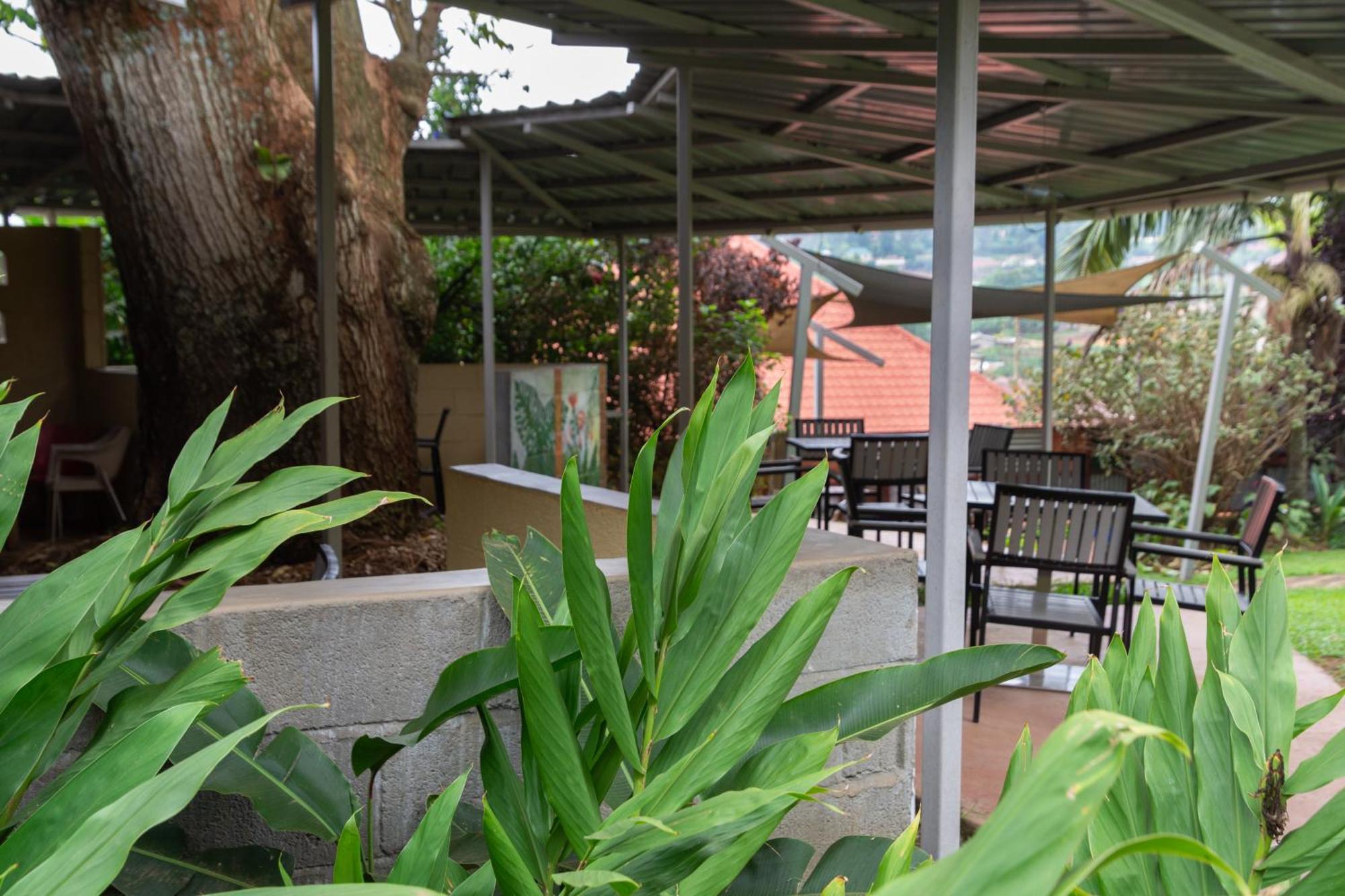 Fort Portal Dutchess Hotel And Restaurant מראה חיצוני תמונה