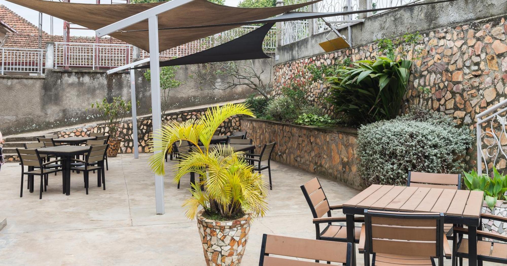 Fort Portal Dutchess Hotel And Restaurant מראה חיצוני תמונה