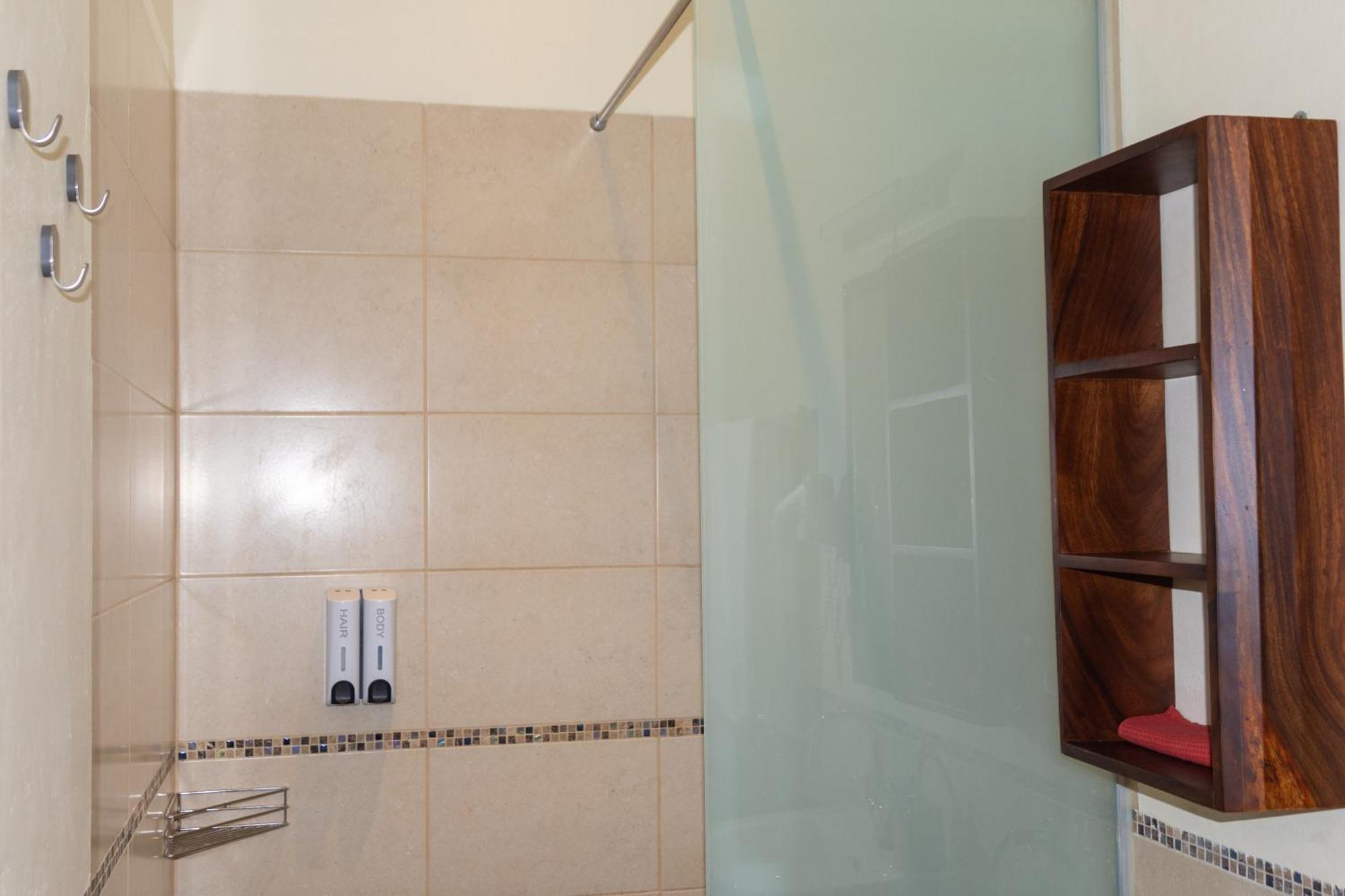 Fort Portal Dutchess Hotel And Restaurant מראה חיצוני תמונה